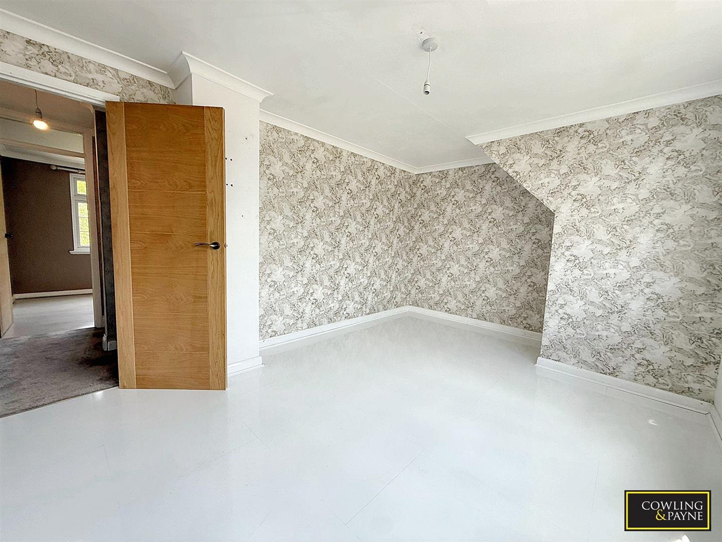 South Beech Avenue, Wickford